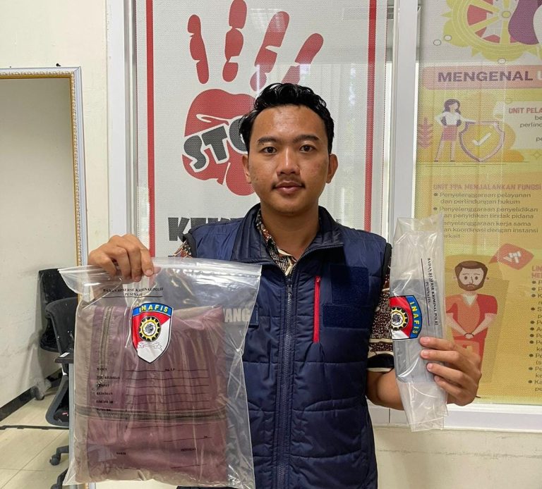 4b19899f-c2bf-44f2-9300-f96e8c89d5d6